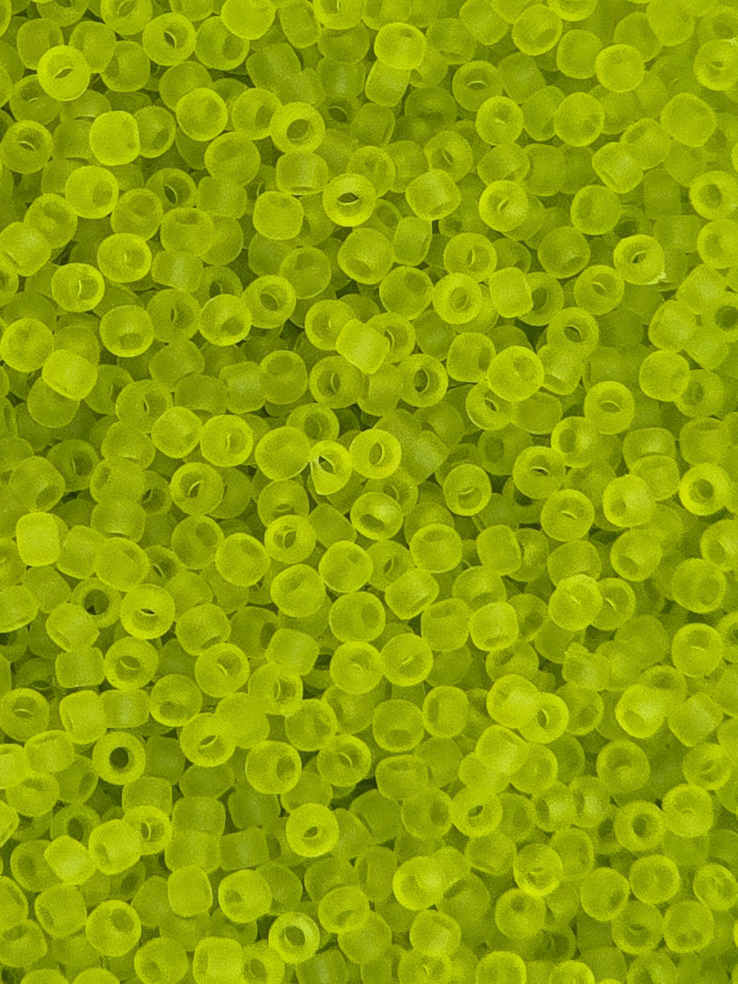 TOHO #15 Seeds - 4F - Transparent Frosted Lime Green - 5 gms