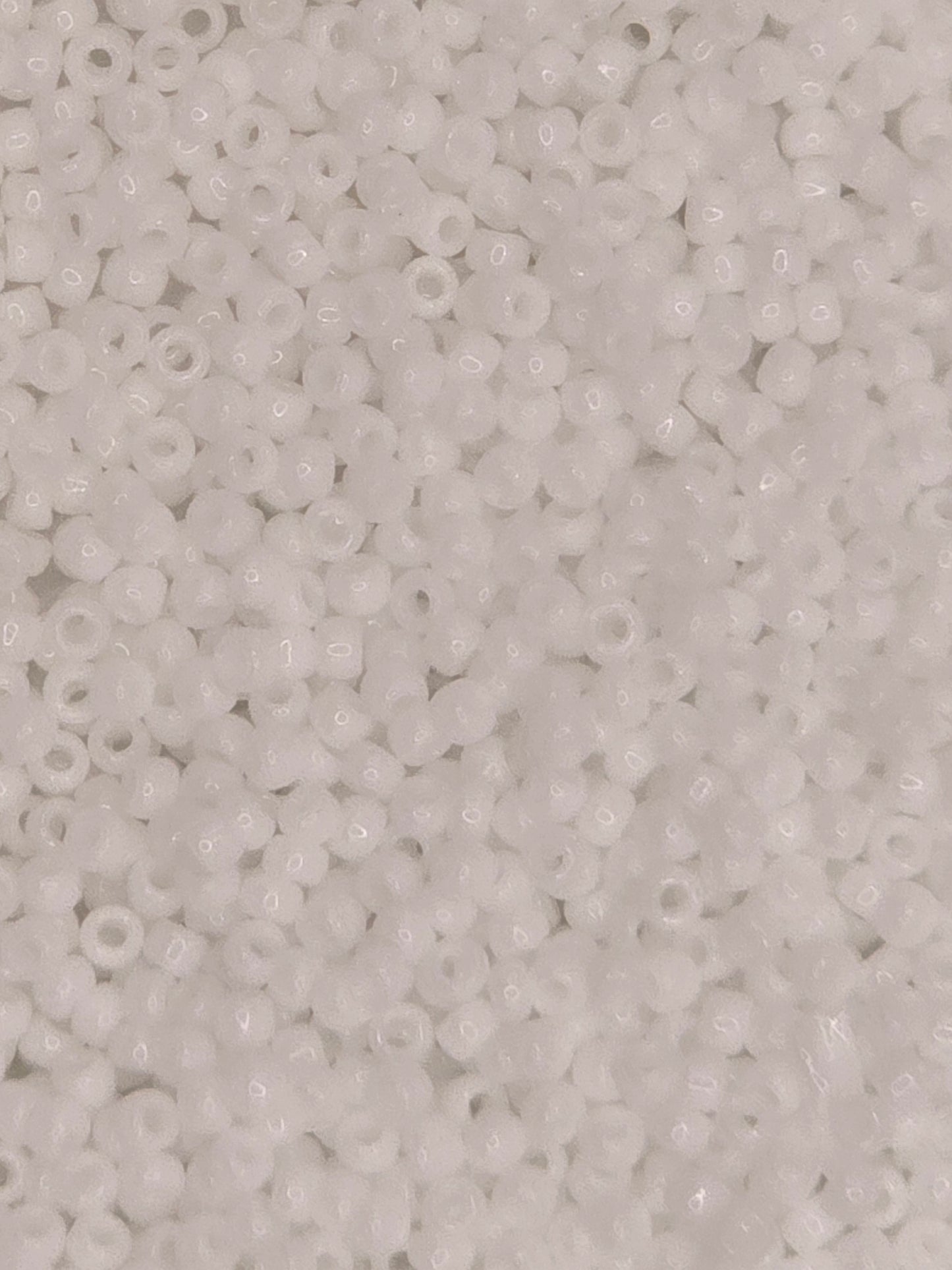 TOHO #15 Seeds - 41 - Opaque White - 5 gms