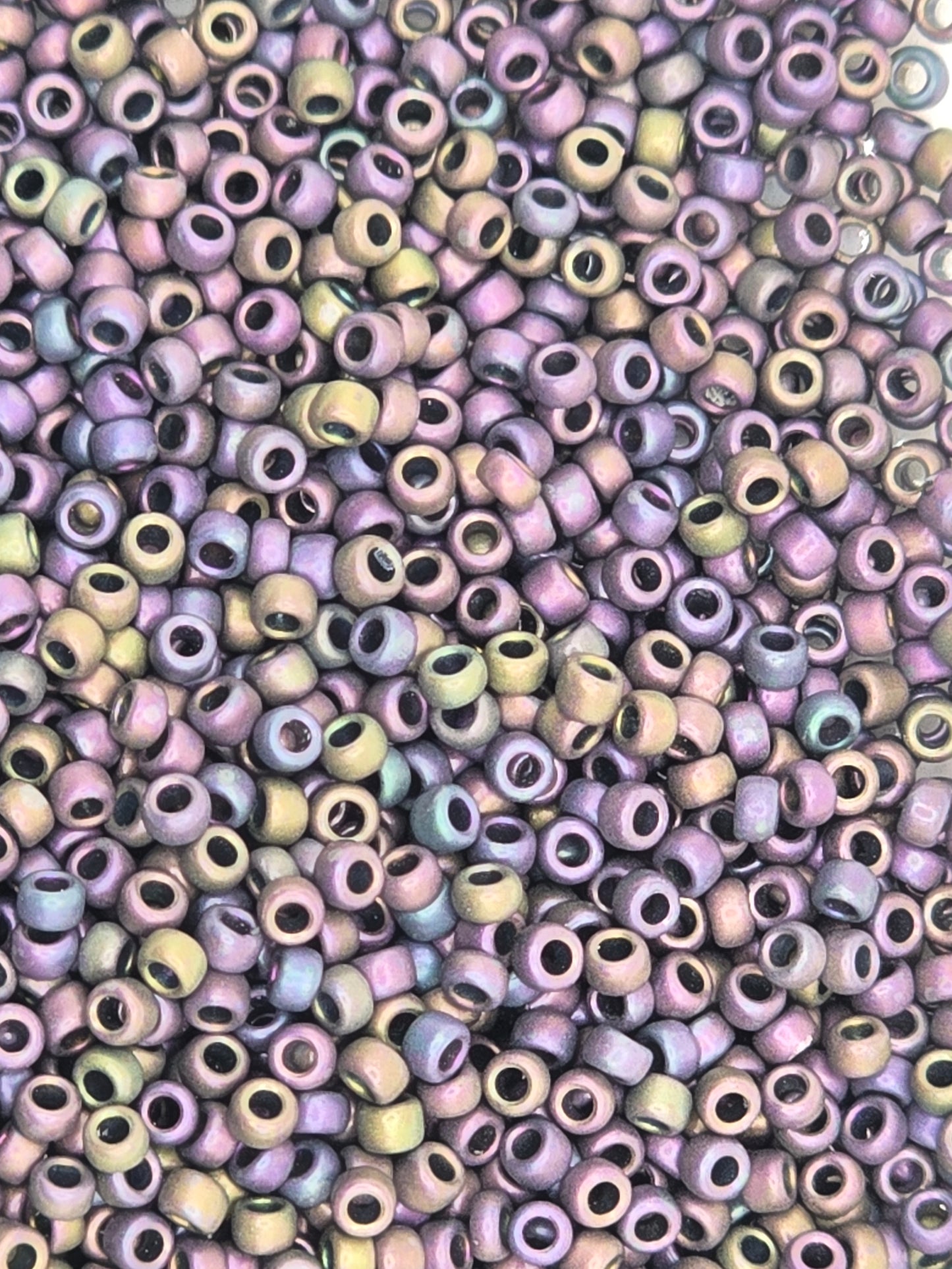 TOHO #15 Seeds - 85F - Metallic Frosted Purple Iris - 5 gms