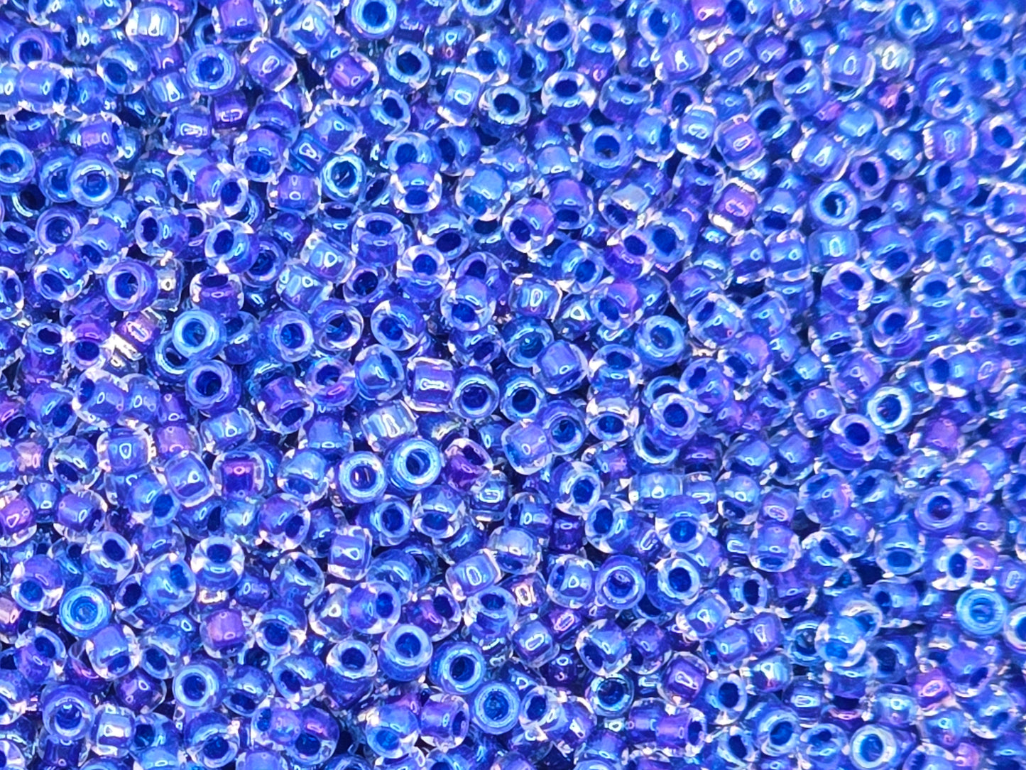 TOHO #15 Seeds - 188 - Inside Colour Luster Crystal/Capri Blue Lined - 5 gms