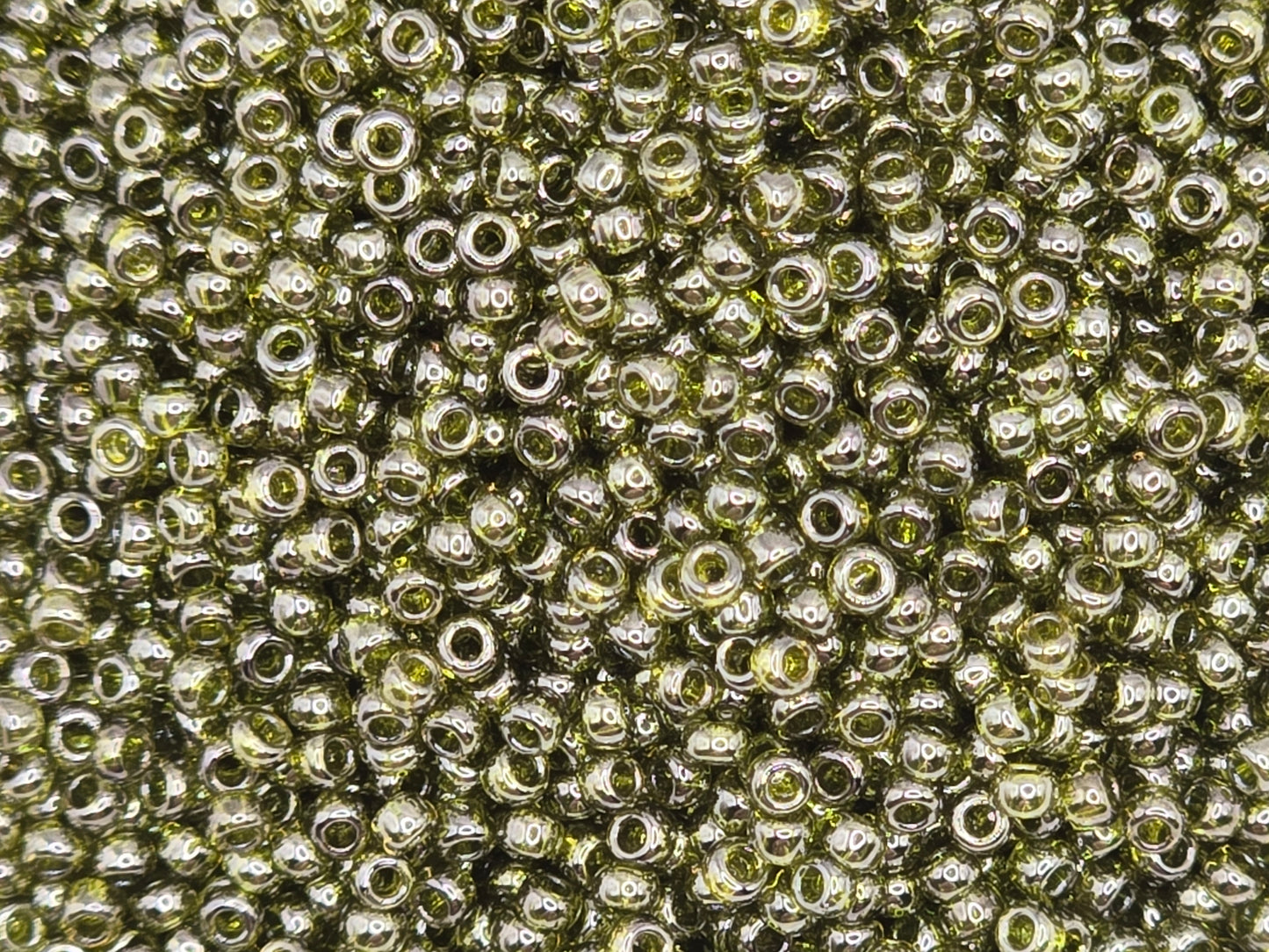TOHO #15 Seeds - 457 - Gold Lustered Green Tea - 5 gms