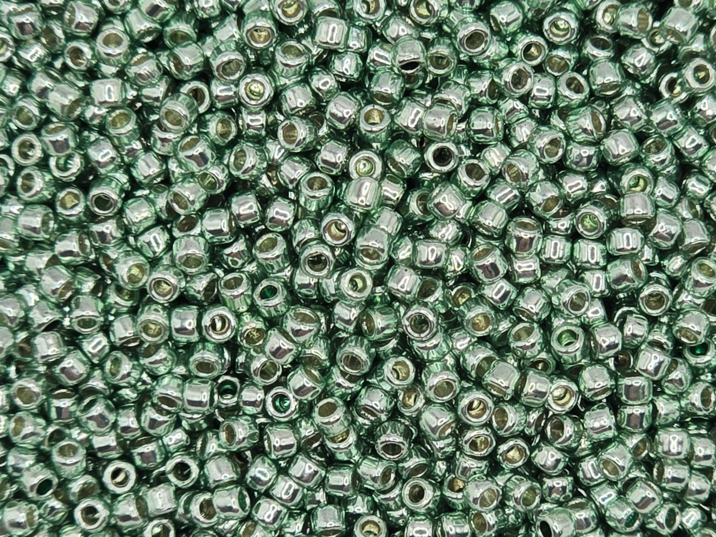 TOHO #15 Seeds - PF570 - Permanent Finish Galvanized Mint Green - 5 gms