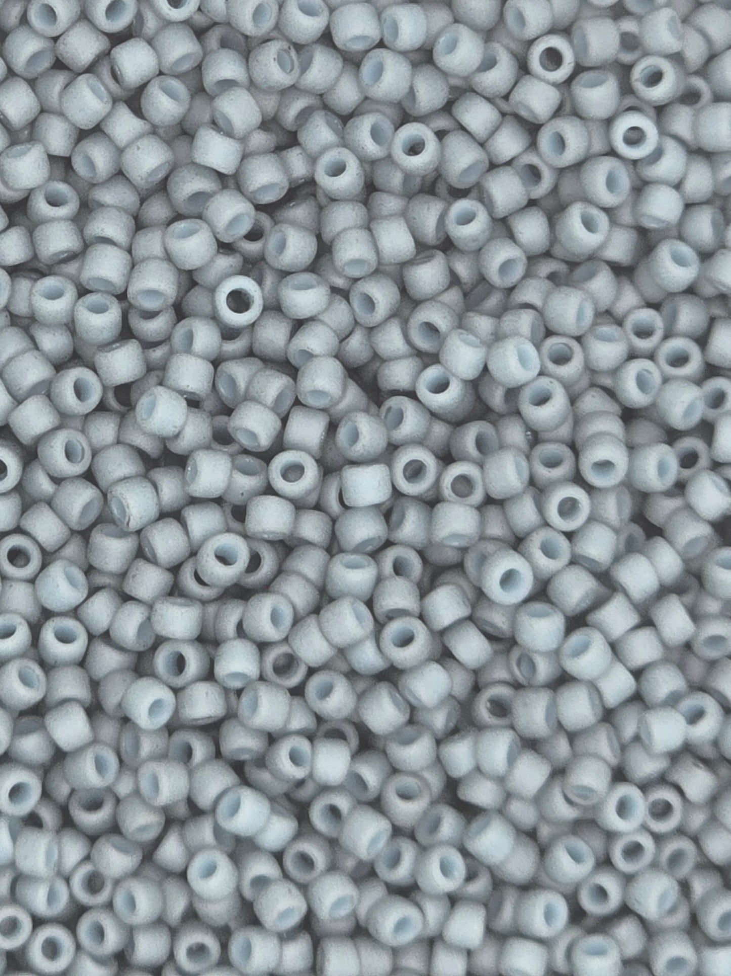TOHO #15 Seeds - 2605F - Semi Glazed Blue Turquoise - 5 gms