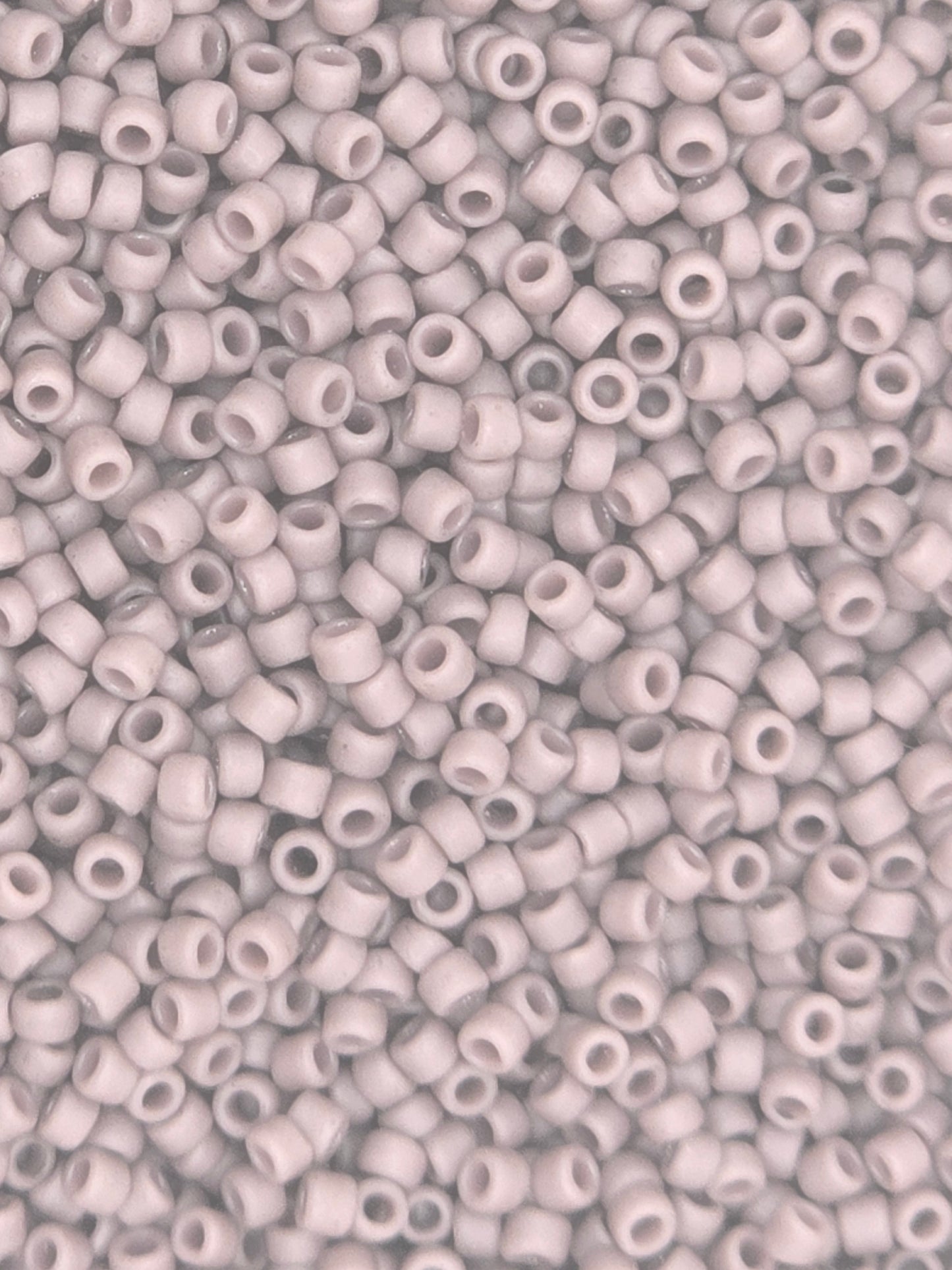 TOHO #15 Seeds - 2608F - Semi Glazed Lavender - 5 gms