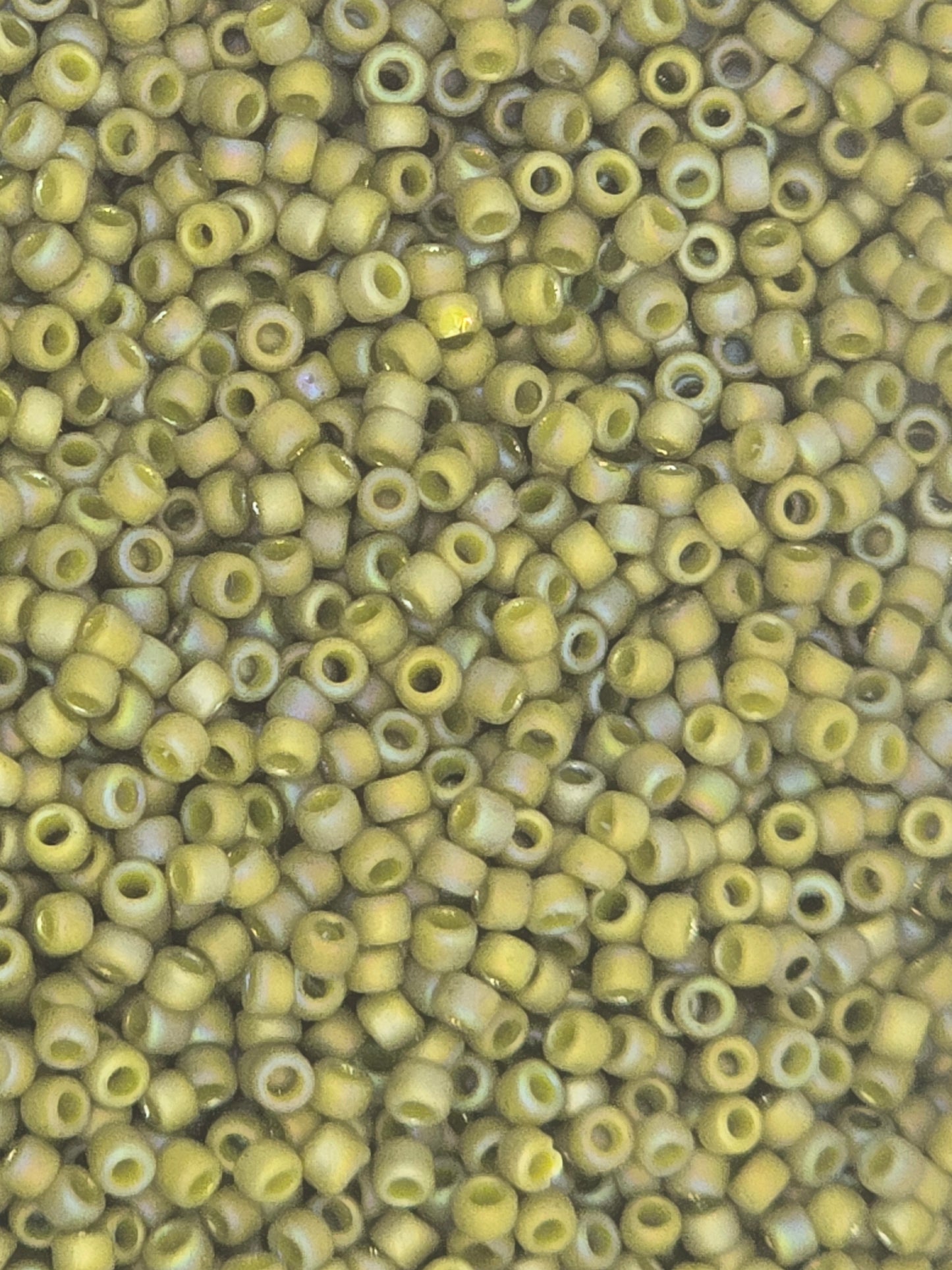 TOHO #15 Seeds - 2631F - Semi Glazed Rainbow Olive - 5 gms
