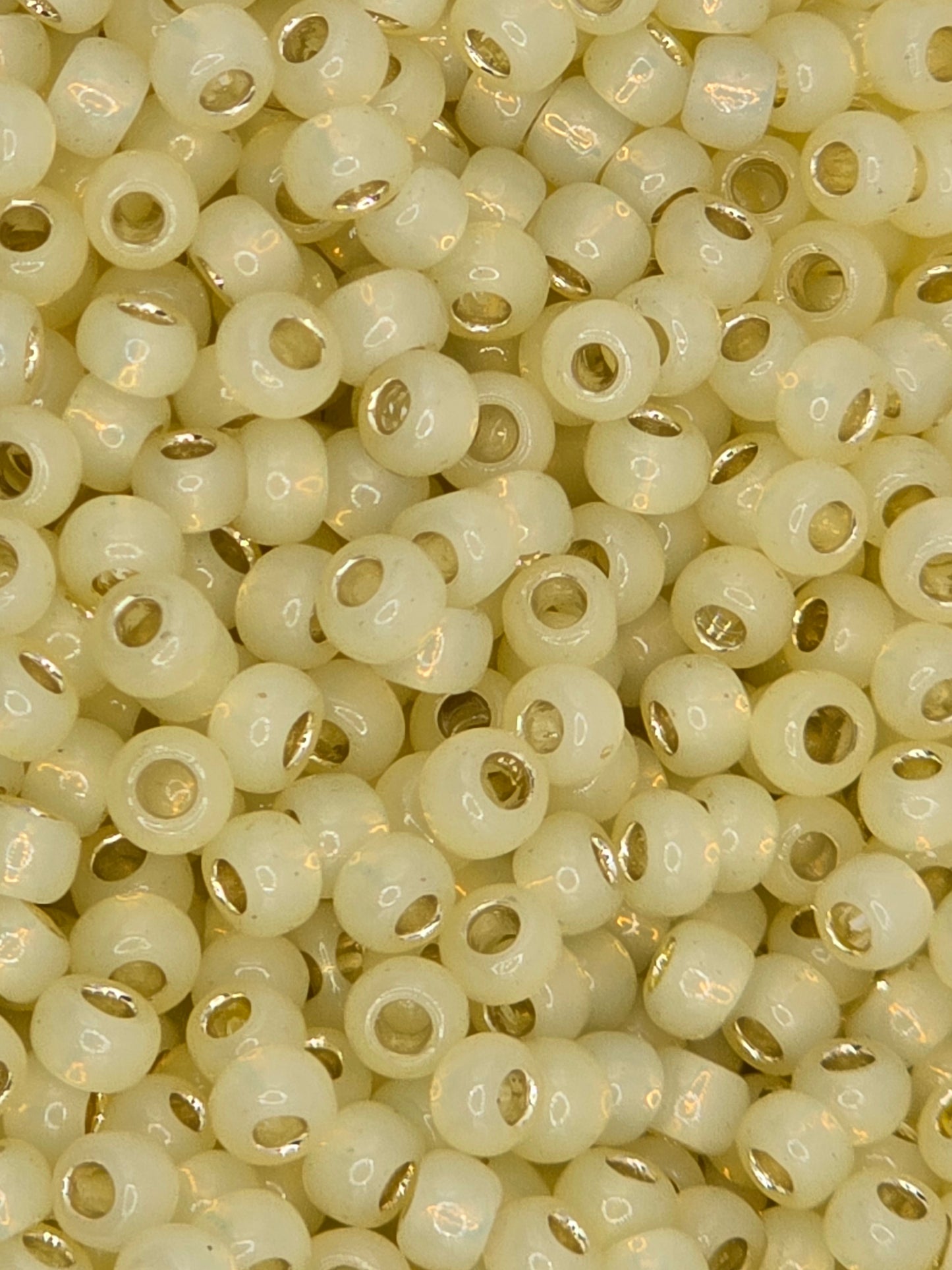 TOHO #8 Seeds - 2109 - Silver Lined Milky Jonquil - 10 gms