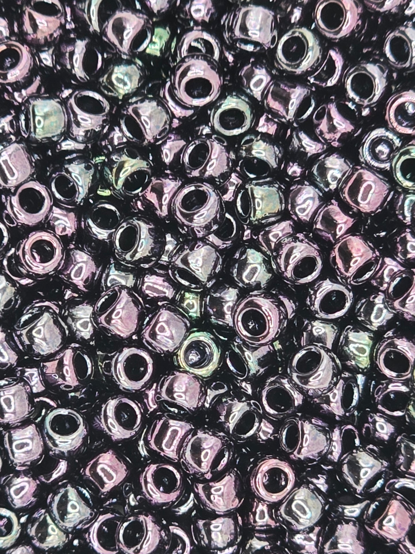 TOHO #8 Seeds - 90 - Metallic Amethyst Gunmetal 10 gms