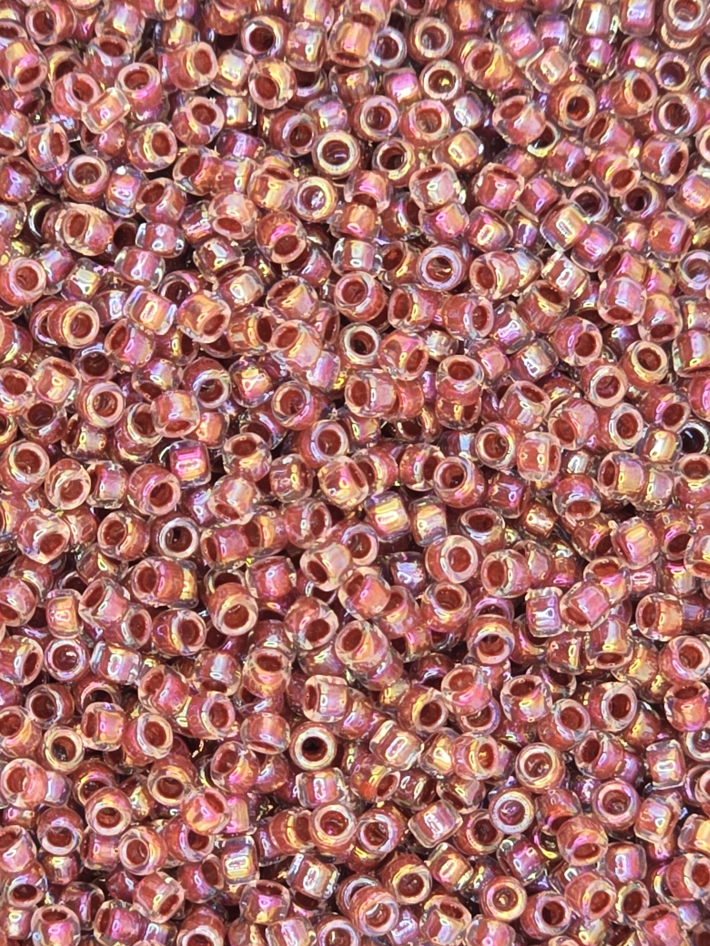 TOHO #15 Seeds - 784 - Inside Colour Rainbow Crystal/Sandstone Lined - 5 gms