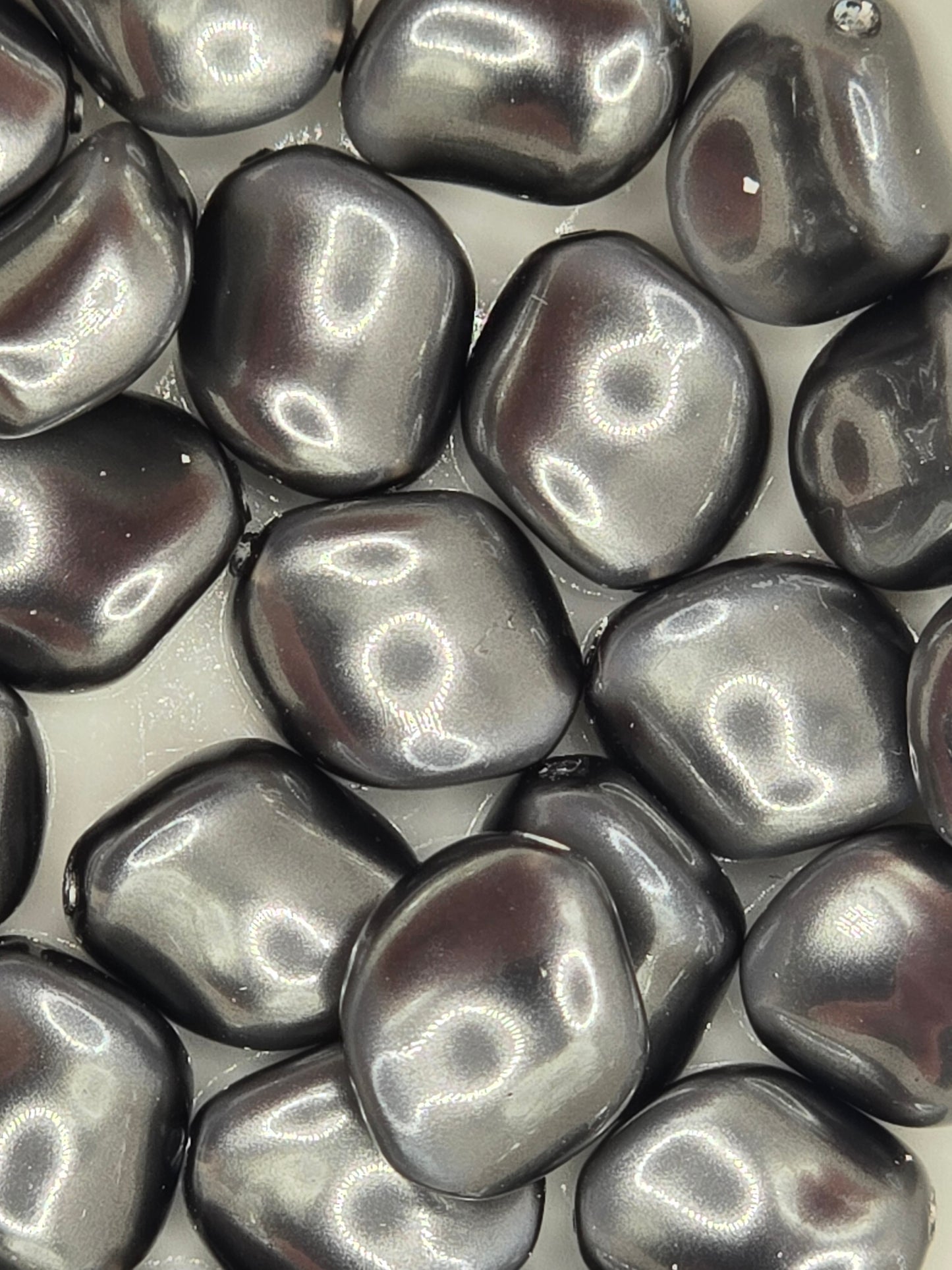 Swarovski 5826 Wave Pearl - 9x8mm - Dark Grey - 10 pcs