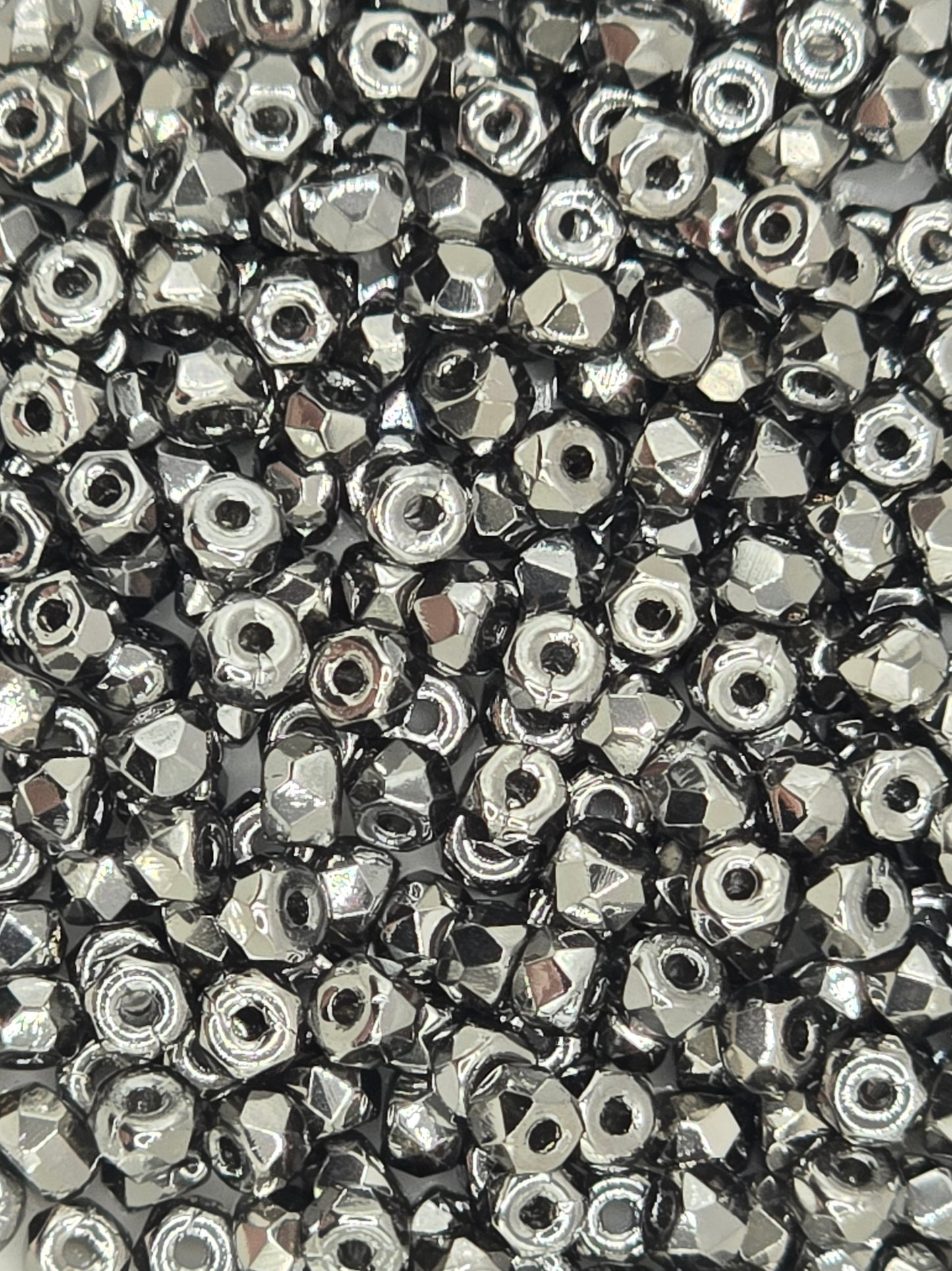 True 2 - 2x3mm Fire Polished Faceted Micro Spacers - Chrome - 100 pcs