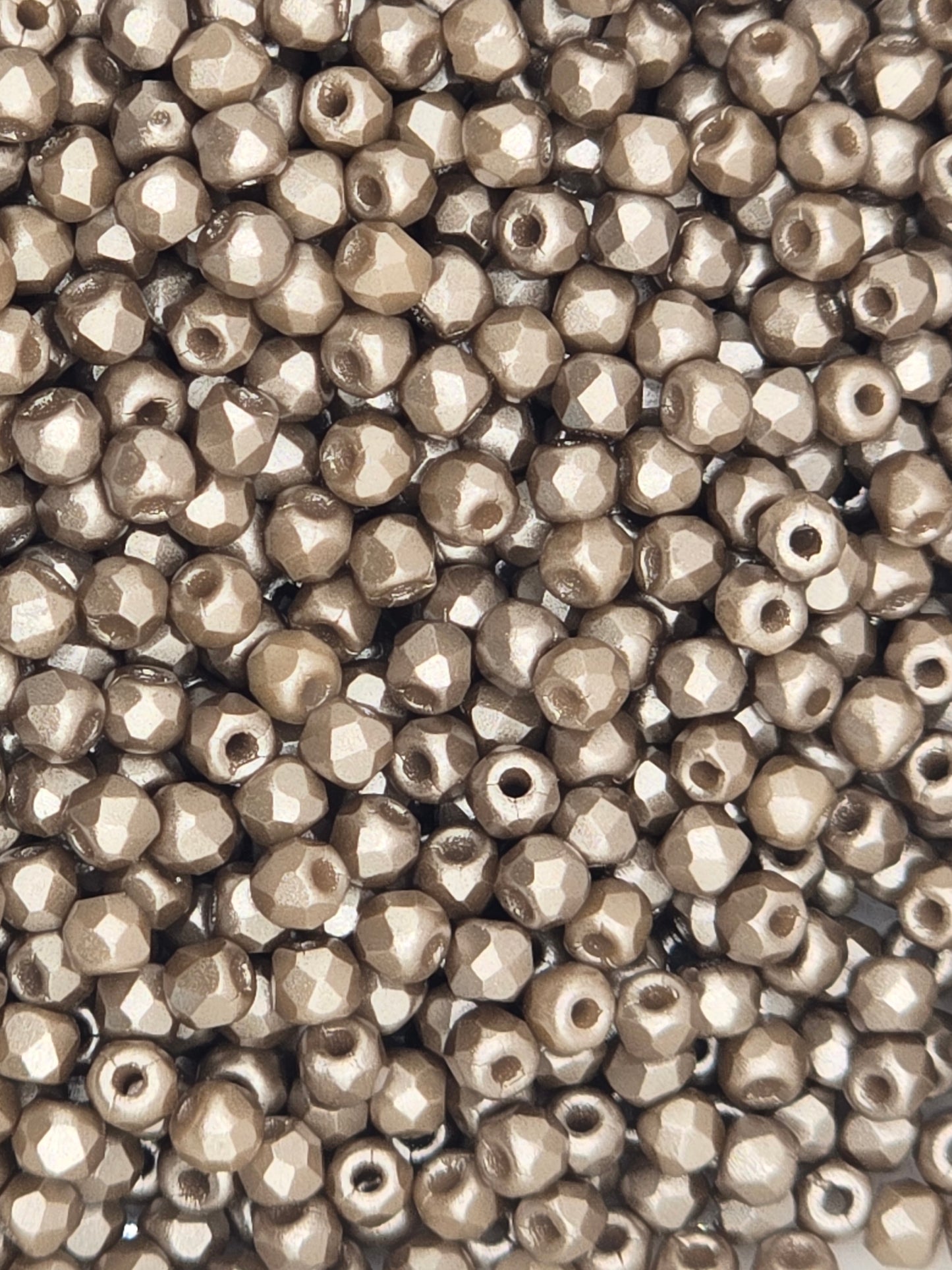 True 2 - 2mm Fire Polished Faceted Rounds - Pastel Brown - 100 pcs
