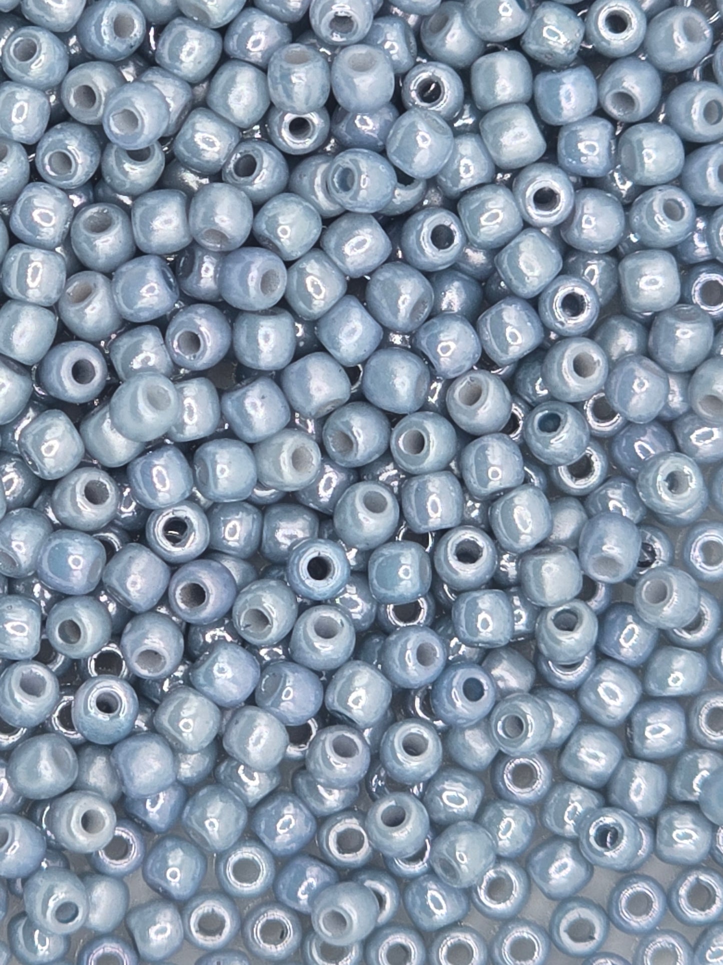 True 2 - 2mm Fire Polished Round Druks - Chalk Blue Luster - 100 pcs