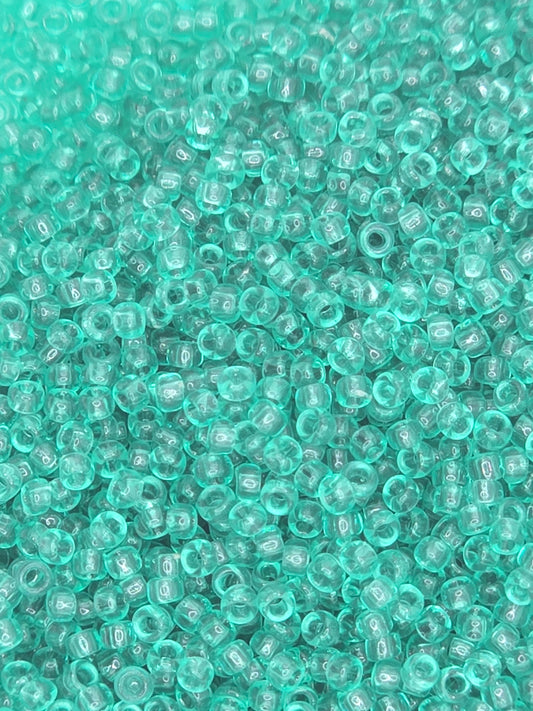 TOHO #15 Seeds - 72 - Transparent Beach Grass Green - 5 gms