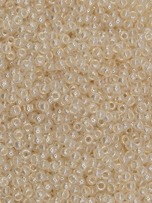 TOHO #15 Seeds - 147 - Ceylon Light Ivory - 5 gms