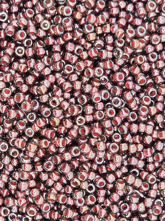 TOHO #15 Seeds - 363 - Inside Colour Montana Blue/Oxblood - 5 gms