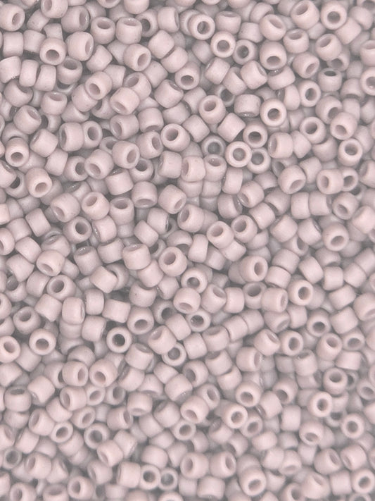 TOHO #15 Seeds - 2608F - Semi Glazed Lavender - 5 gms