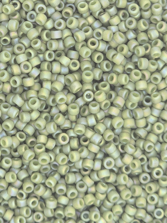 TOHO #15 Seeds - 2632F - Semi Glazed Rainbow Honeydew - 5 gms