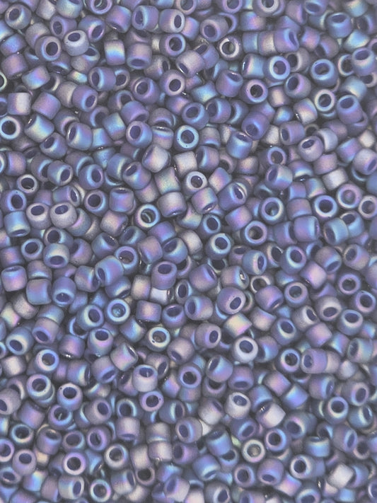 TOHO #15 Seeds - 2637F - Semi Glazed Rainbow Navy Blue - 5 gms