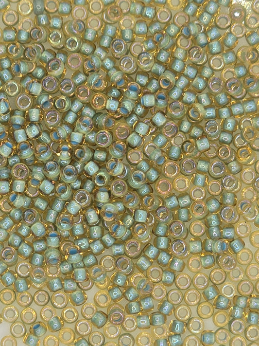 TOHO #15 Seeds - 952 - Inside Colour Rainbow Light Topaz/Sea Foam - 5 gms