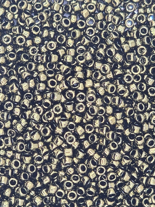 TOHO #15 Seeds - 422 - Gold Lustered Dark Antique Bronze - 5 gms