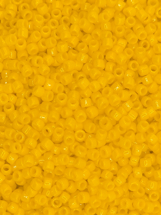 TOHO #15 Seeds - 42B - Opaque Sunshine - 5 gms