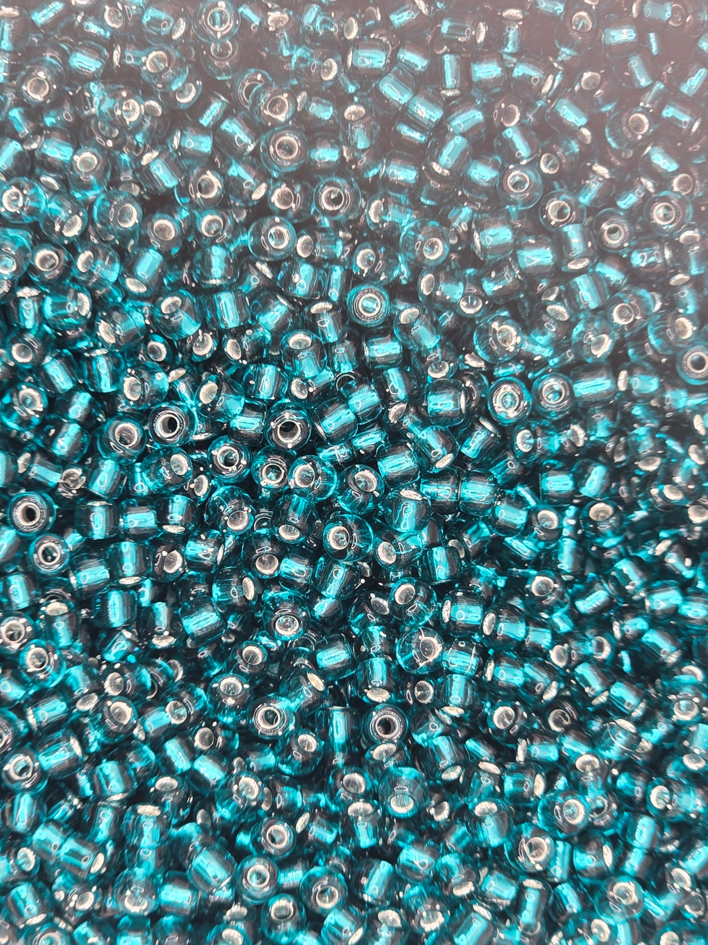 Czech #8 Seeds - Silver Lined Teal - 10 grams