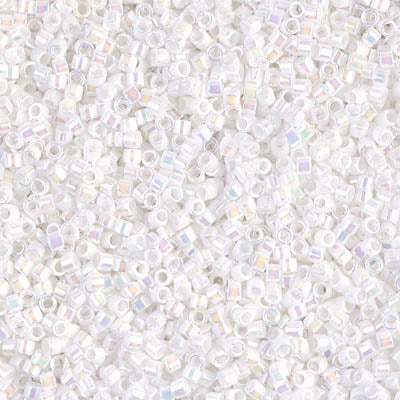 MIYUKI #11 DB 202 - White Pearl AB - 5 gms
