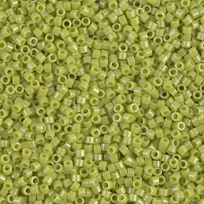 MIYUKI #11 DB 262 - Opaque Chartreuse Luster - 5 gms