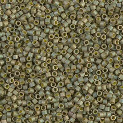 MIYUKI #11 DB 372 - Matte Metallic Light Yellow / Green Luster - 5 gms
