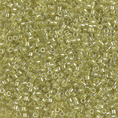 MIYUKI #11 DB 910 - Sparkling Light Yellow Lined Crystal - 5 gms