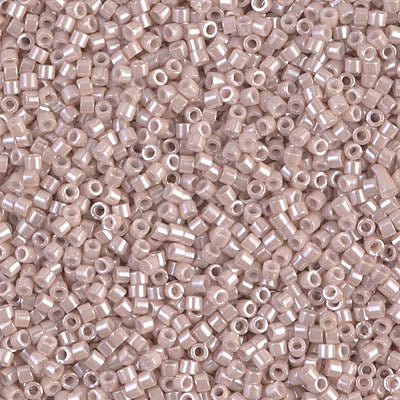 MIYUKI #11 DB 1535 - Opaque Pink Champagne Ceylon - 5 gms