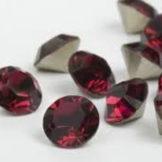 Swarovski 1028 SS19 Chaton - Ruby - 24 pcs